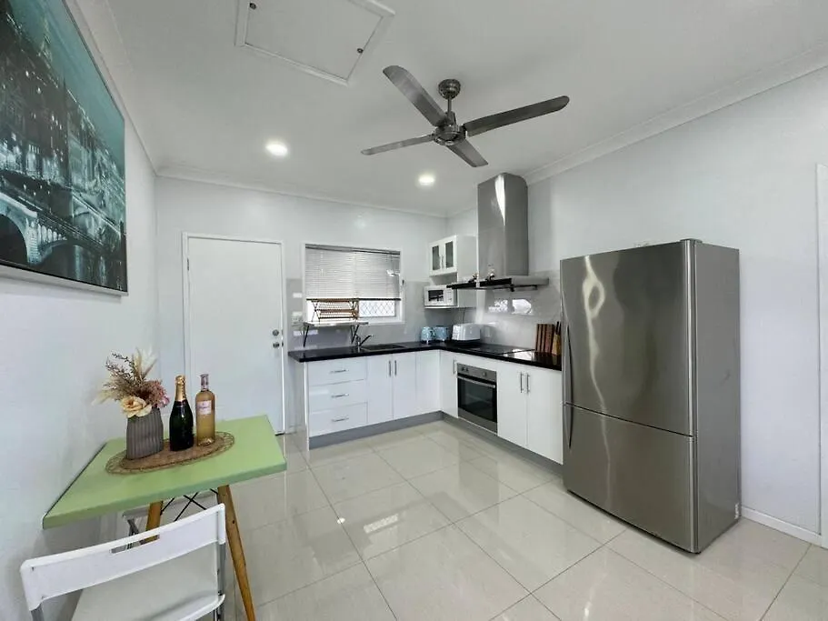 Convenient 2 Bedroom House Unit In Salisbury Brisbane 0*,  Australia